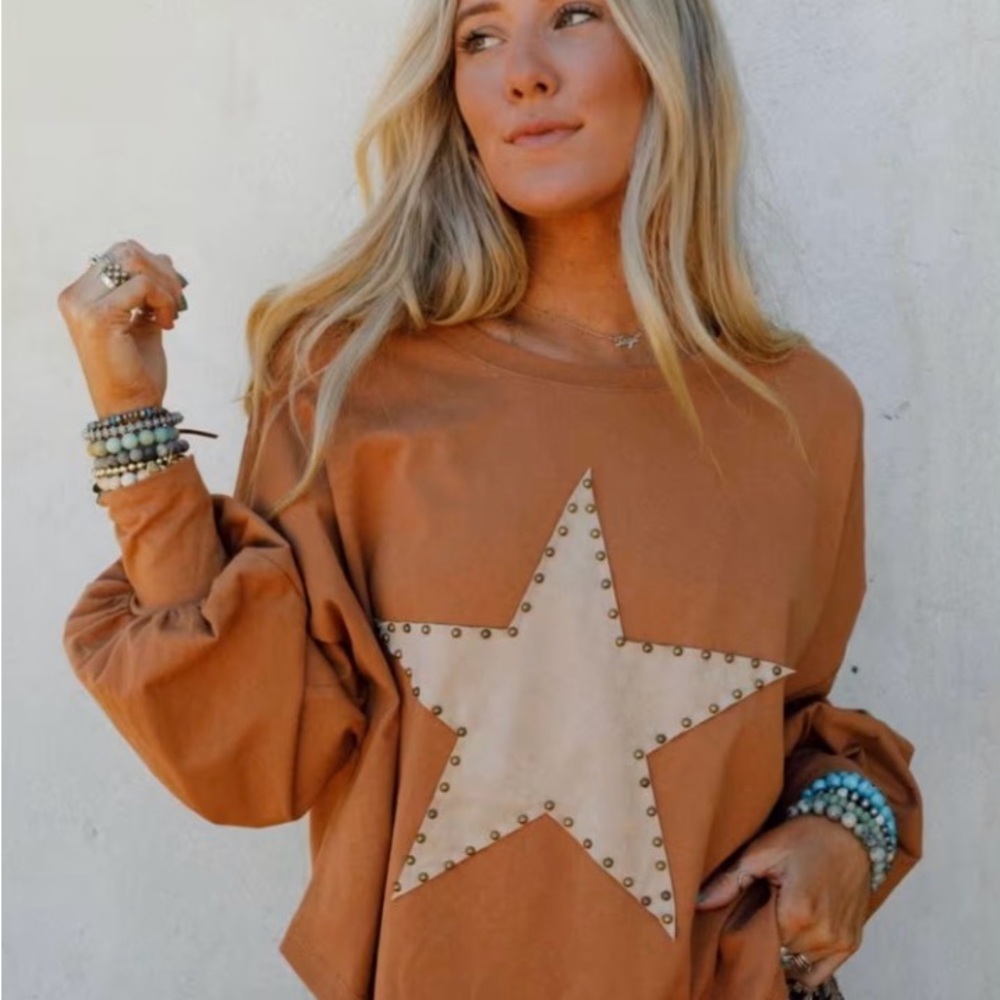 Three Bird Nest Ovalie Studded Star Too